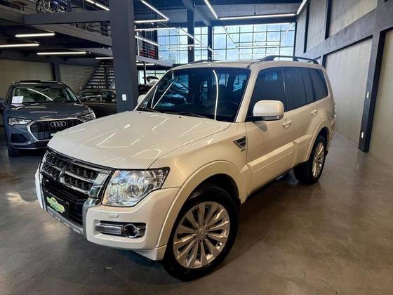 MITSUBISHI PAJERO FULL 3.2 HPE 4X4 16V TURBO INTERCOOLER DIESEL 4P AUTOMÁTICO